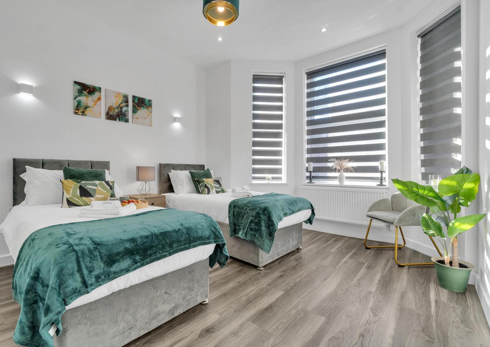 Homely North London Apartments Hendon The Hyde Exterior photo